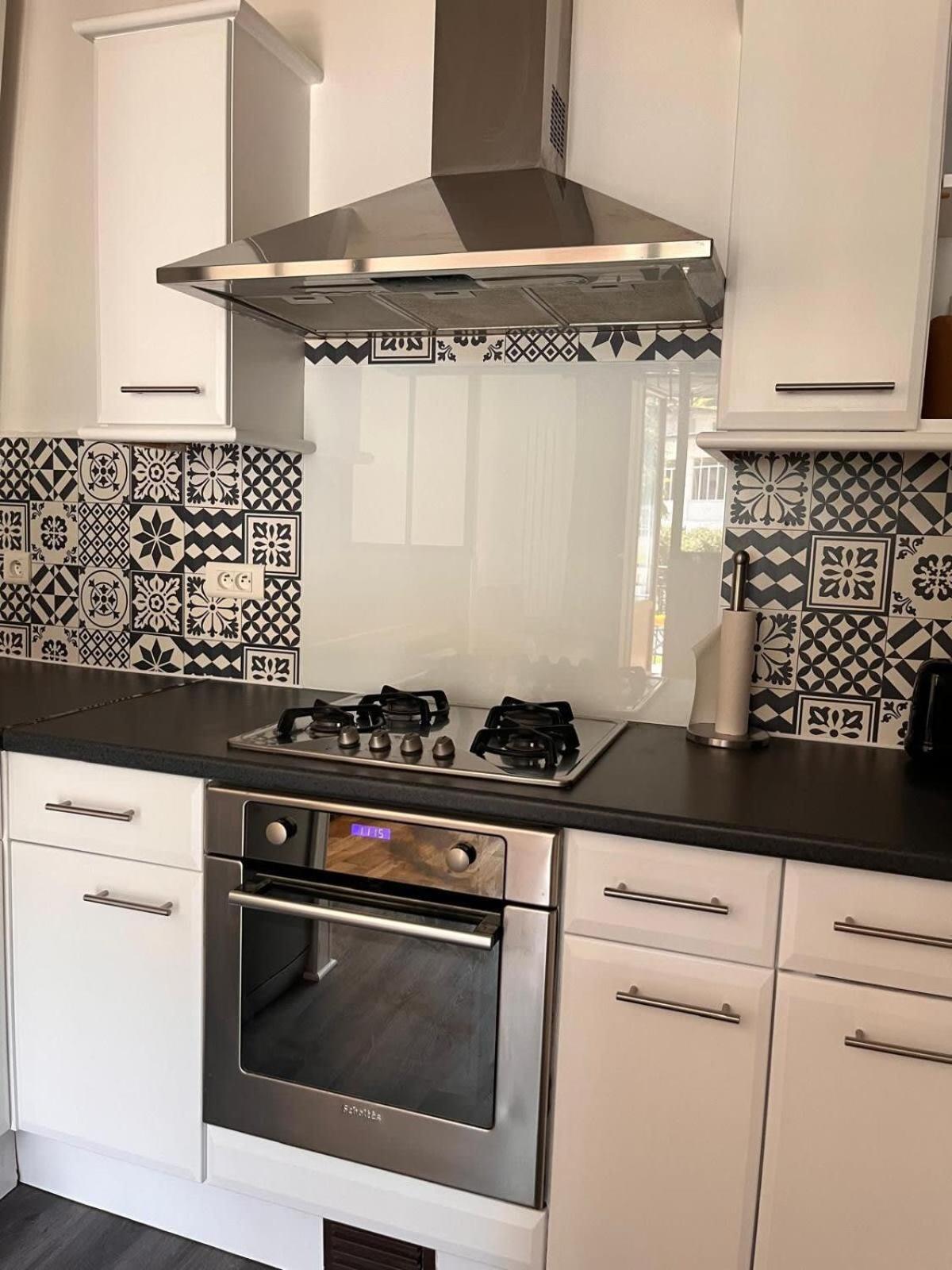 Apartment Le Floraline-au Coeur D'aix Les Bains - 3 *
