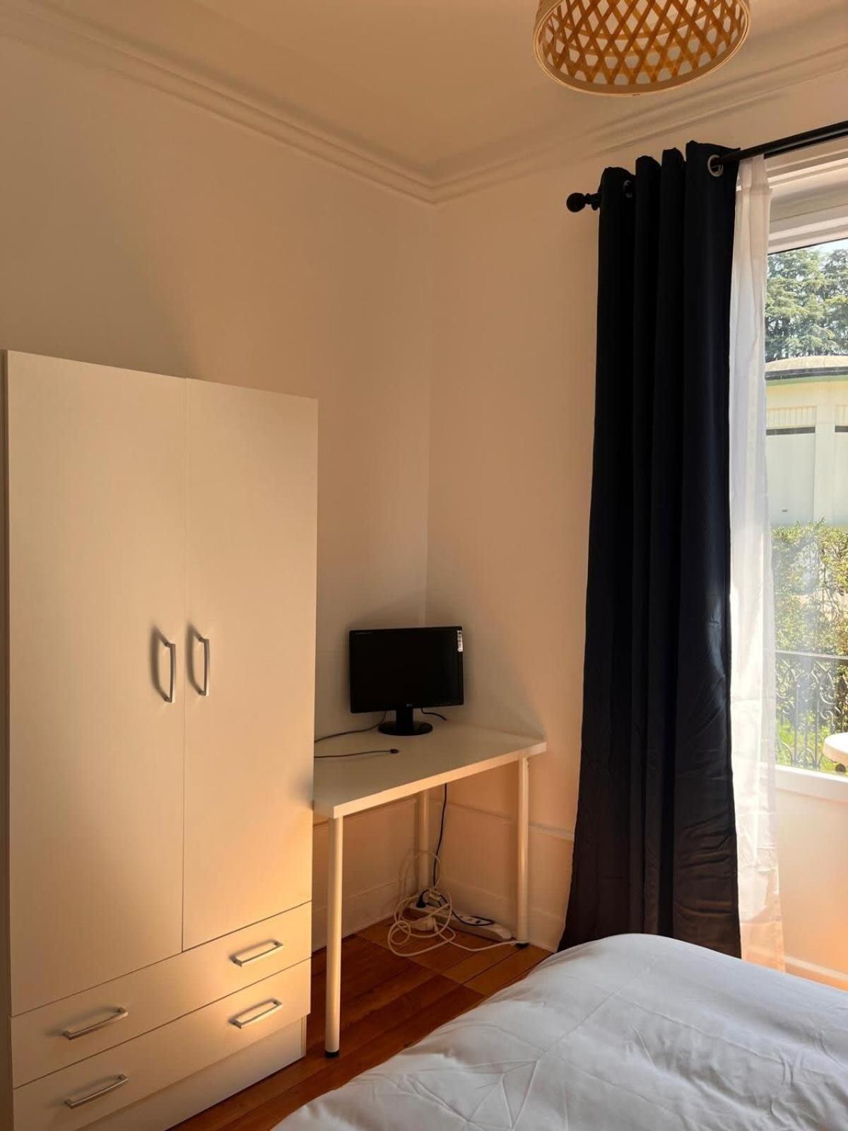Apartment Le Floraline-au Coeur D'aix Les Bains - 3 Aix-les-Bains